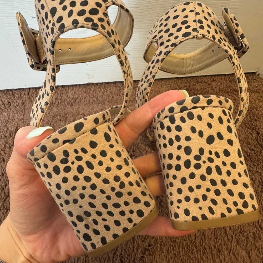 2 FOR $25 CL by Laundry Animal Print Ankle Strap Block Heel Dalmation 10 NEW - Picture 6 of 8